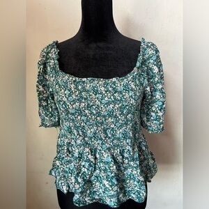 American Eagle Green Floral Blouse. Large. NWOT